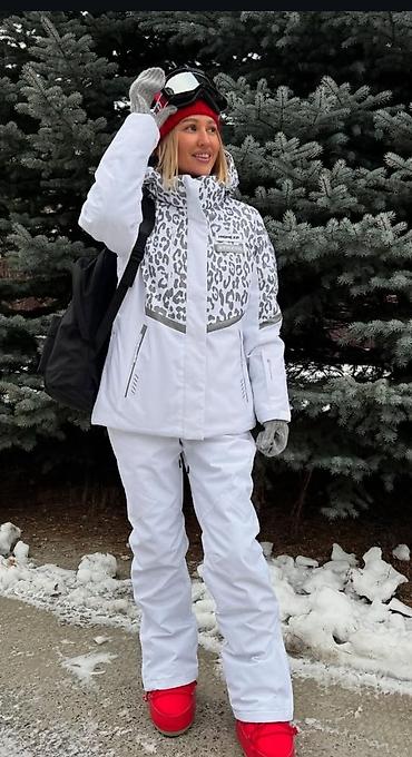 Спортивные костюмы: Лыжные костюмы Куртки Худи Термо белье. Наш адрес рынок Дордой Мурас — 3