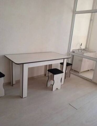 дом торговли квартира: 1 комната, 29 м², 3 этаж