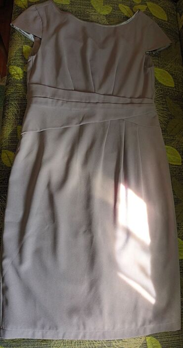 Dresses: M (EU 38), color - Beige, Cocktail, Short sleeves
