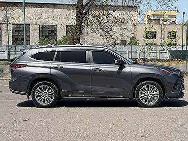 обмен на машину: Toyota Highlander: 2023 г., 2.4 л, Автомат, Бензин, Кроссовер — 6