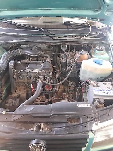 Volkswagen Passat: 1994 г., 1.8 л, Механика, Бензин, Седан