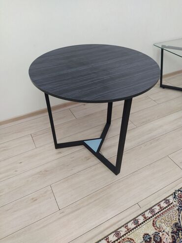 круглый деревянный стол реставрация лаком: Стол, цвет - Черный, Новый