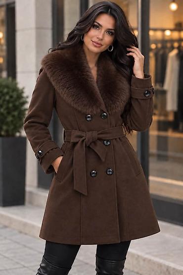 Kaputi: Ženski elegantni kaput sa krznenom kragnom - Model: dvoredni kaput A — 2