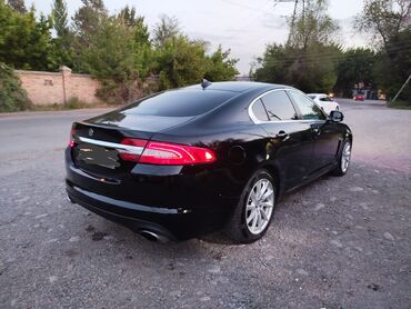 меняю варианты: Jaguar XF: 2013 г., 2 л, Автомат, Бензин, Седан