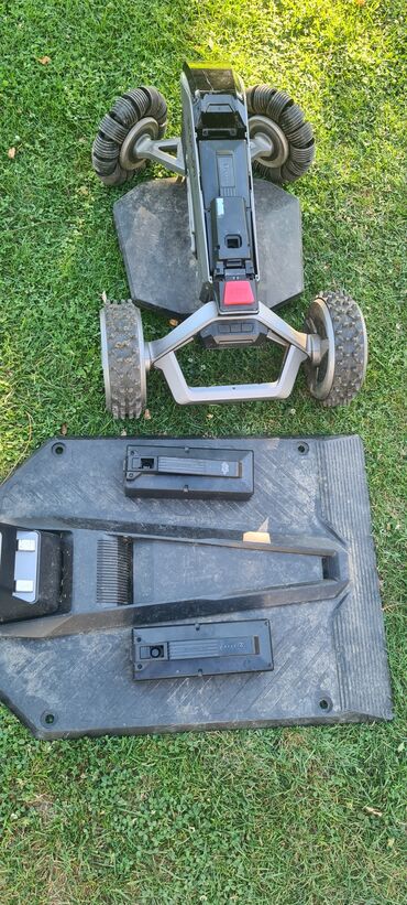 Ostali alati i mašine: EcoFlow robot kosilica sa pametnom stanicom za dokovanje i punjenje.Ne — 2