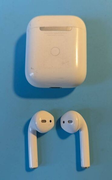 купить правый наушник airpods 2 бу: Airpods 2 ОРИГИНАЛ. Установлены новые аккумуляторы в наушниках и