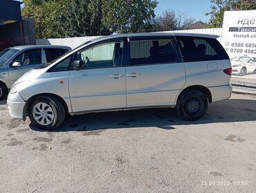 Toyota: Toyota Estima: 2002 г., Минивэн — 4