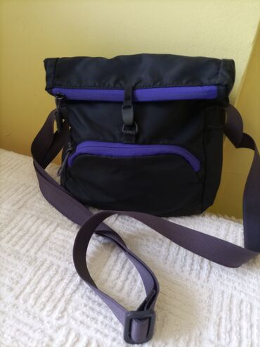 šarene torbe: Shoulder bag, Nike, Material: Canvas