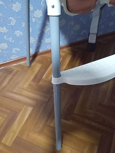 воздушный сидения: Стульчик для кормления, Б/у, Металл, цвет - Белый, Платная доставка — 4