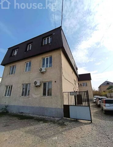 рабочий городок продажа полдома: 1 комната, 30 м², 3 этаж