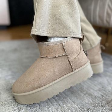 metro obuca trstenik: Ugg classic mini čizmice NOVO Novo Brojevi 36 do 41 fb Moja — 1