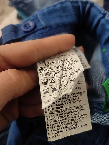 Cinslər və şalvarlar: United Colors of Benetton firmasina aiddir.yas 3-4 — 2