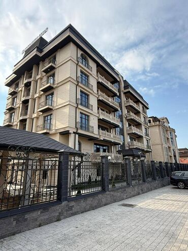 Продажа квартир: 4 комнаты, 205 м², Элитка, 1 этаж, ПСО (под самоотделку)
