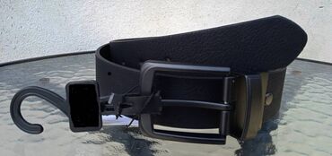 metro cizme za kisu: Kais nov sa dva lica crne i braon boje sirina kaisa iznosi 3,8cm 1
