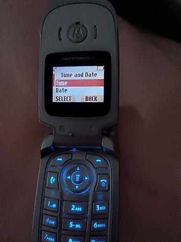 thin clients: Motorola preklopni mobilni telefon (klap) – srebrna boja - — 2
