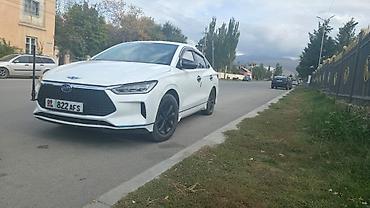 BYD: BYD E3: 2020 г., Автомат, Гибрид, Седан — 3