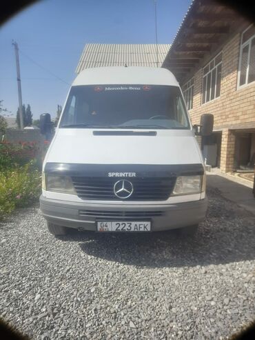 машина 7 мест: Mercedes-Benz Sprinter: 1999 г., 2.9 л, Механика, Дизель, Бус