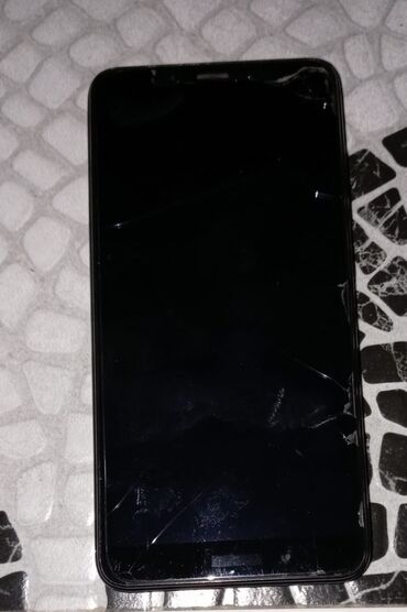 yevlax telefon satisi: Xiaomi Redmi 6, 32 ГБ, цвет - Черный, 
 Отпечаток пальца, Две SIM карты