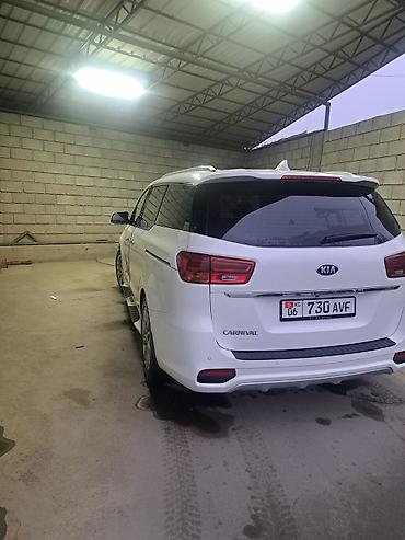 Kia Carnival: 2019 г., 2.2 л, Автомат, Дизель, Вэн/Минивэн — 9
