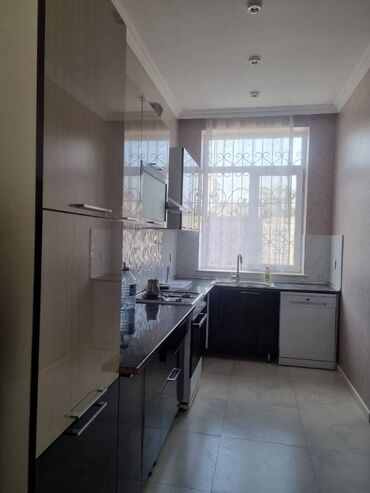 Uzunmüddətli kirayə evlər: 110 kv. m, 3 otaqlı, Kanalizasiya, Kombi, Qaz — 7