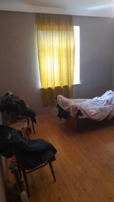 neftciler rustemov kiraye evler: 3 otaqlı, 110 kv. m, Orta təmir