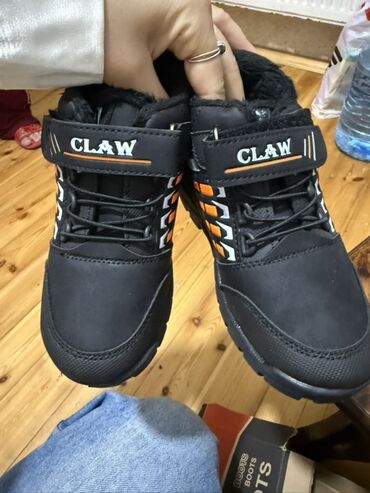 Bodi: CLAW uşaq qış botları - Brend: CLAW (Turkey) - Rəng: Qara, narıncı