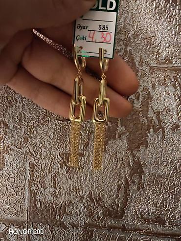 sacaq: Sırğa, Sarı qızıl, 585 Əyar, 4 g — 2