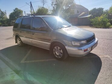 машина mitsubishi: Mitsubishi Space Wagon: 1992 г., 1.8 л, Механика, Дизель, Минивэн