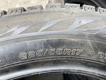 Шины и диски: Bridgestone Blizzak Ice – комплект зимних шин (4 шт.) - Размер — 3