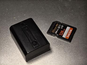 sony a6400 купить: SONY_A6400
BODY+16-50LENS
SD_CARD_128GB_200MB/S_NEW
2_BATTERIES
DOUBLE — 3