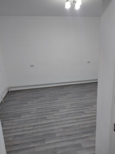 дом на расрочку: Студия с отдельным санузлом и зоной кухни. - Планировка: входной