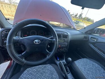 Toyota: Toyota Avensis: 1.6 l. | 2002 έ. Λιμουζίνα — 4