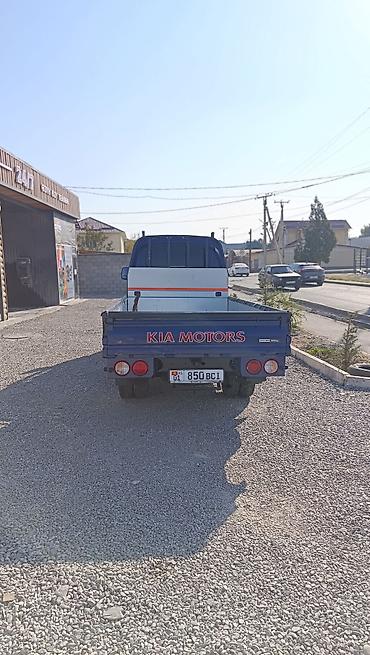 kia shortage: Kia Bongo (K2500/K2700) бортовой малотоннажный грузовик, синий — 4