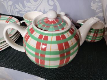 Kuhinjski setovi: Servis nov za kafe,caj,poslastice rucno oslikan 80te.Blue Elephant na lalafo.rs — 12 Kuhinjski setovi: Servis nov za kafe,caj,poslastice rucno oslikan 80te.Blue Elephant — 12