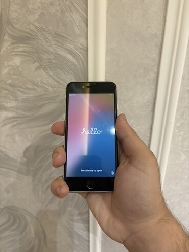 Техника для кухни: IPhone SE 2020