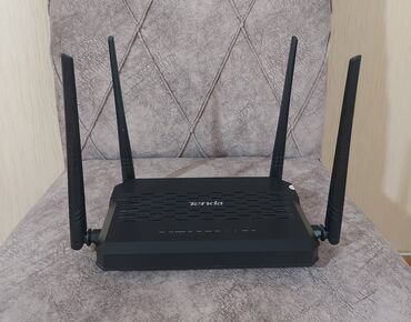 mi wifi ac1200 router 4a: Tenda D305 modemi ideal vəziyyətdədir, 4 antenalı və 4 çıxışlıdır