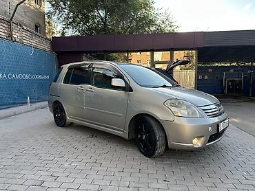 такта раум: Toyota Raum: 2004 г., 1.5 л, Автомат, Бензин, Хэтчбэк — 3