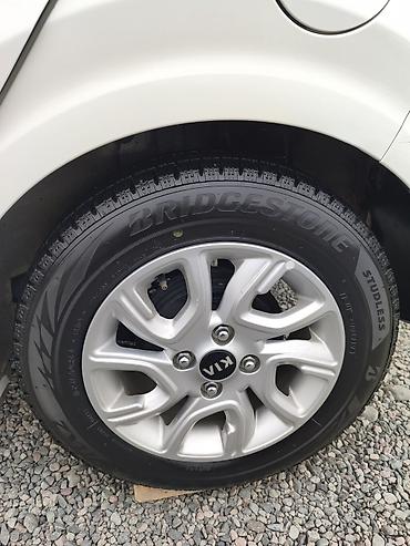 морлинг: Kia Morning: 2017 г., 1 л, Автомат, Бензин, Хэтчбэк — 4