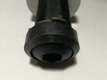 Ostali uređaji: Strugarski noz Fi 16x52 za ekscentar glave (4505) -16mm precnik, 52mm — 9