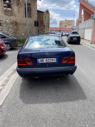 Mercedes-Benz E 250: 2.5 l. | 1999 έ. Λιμουζίνα