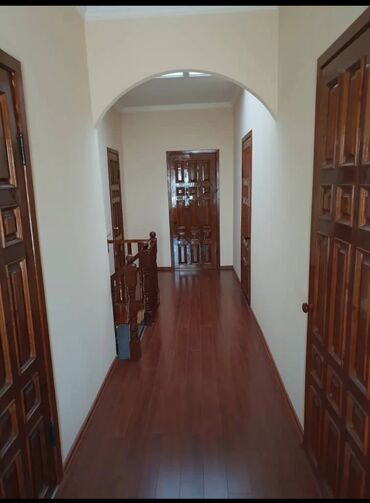 Долгосрочная аренда домов: 350 м², 9 комнат — 10