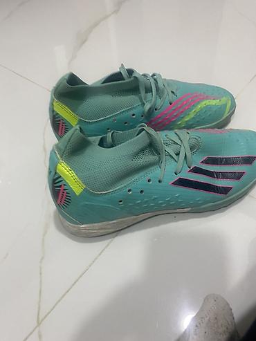 Butslar: Cemi 4 defe ıstıfade edılıb.Məhsul: Adidas futbol butsası (turfa/mini — 2