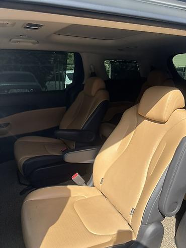 карниваль: Kia Carnival: 2021 г., 2.2 л, Автомат, Дизель, Минивэн — 2