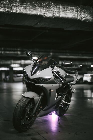 ретро мотоциклы: Спортбайк Yamaha, 600 куб. см, Бензин, Чоңдор үчүн, Колдонулган