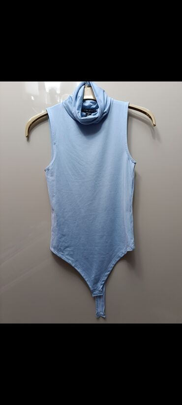 Köynək və bluzalar: Xs-s ölçü koftalar her yenidir heç geyilmeyib, 3u sadece 1defe geyilib — 2