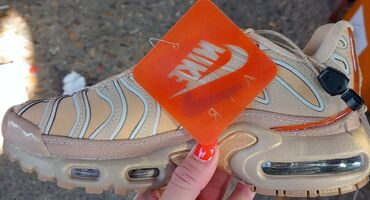 svecane haljine novi pazar: Nike, 45, color - Orange