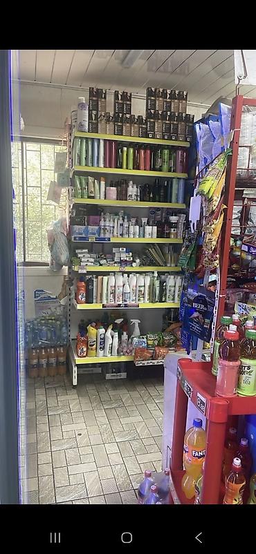Аренда магазинов: 4-й мкр Продается действующий продуктовый магазин Площадь: 30м2 — 2