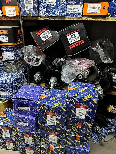 Другие автозапчасти: Корейский Автозапчасти на всех видов Адреса Дордой Моторс Контейнер — 10