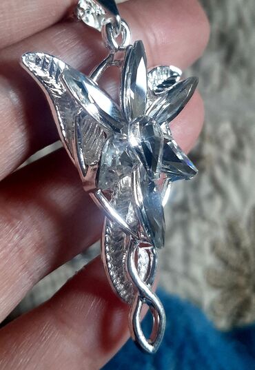 Ogrlice: Ogrlica sa priveskom, Materijal: Cirkon — 3