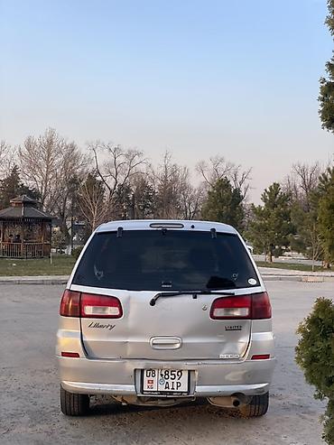 vw bora: Nissan Liberty: 2001 г., 2 л, Вариатор, Бензин, Минивэн — 5